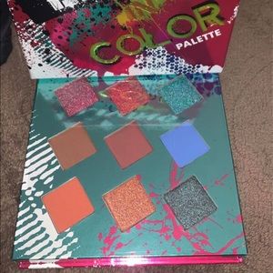 Hank & Henry Living in Color Palette